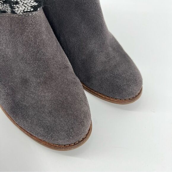 Toms Leila Suede Aztec Ankle Boot Dark Gray & Black Sz 7 - Picture 3 of 7